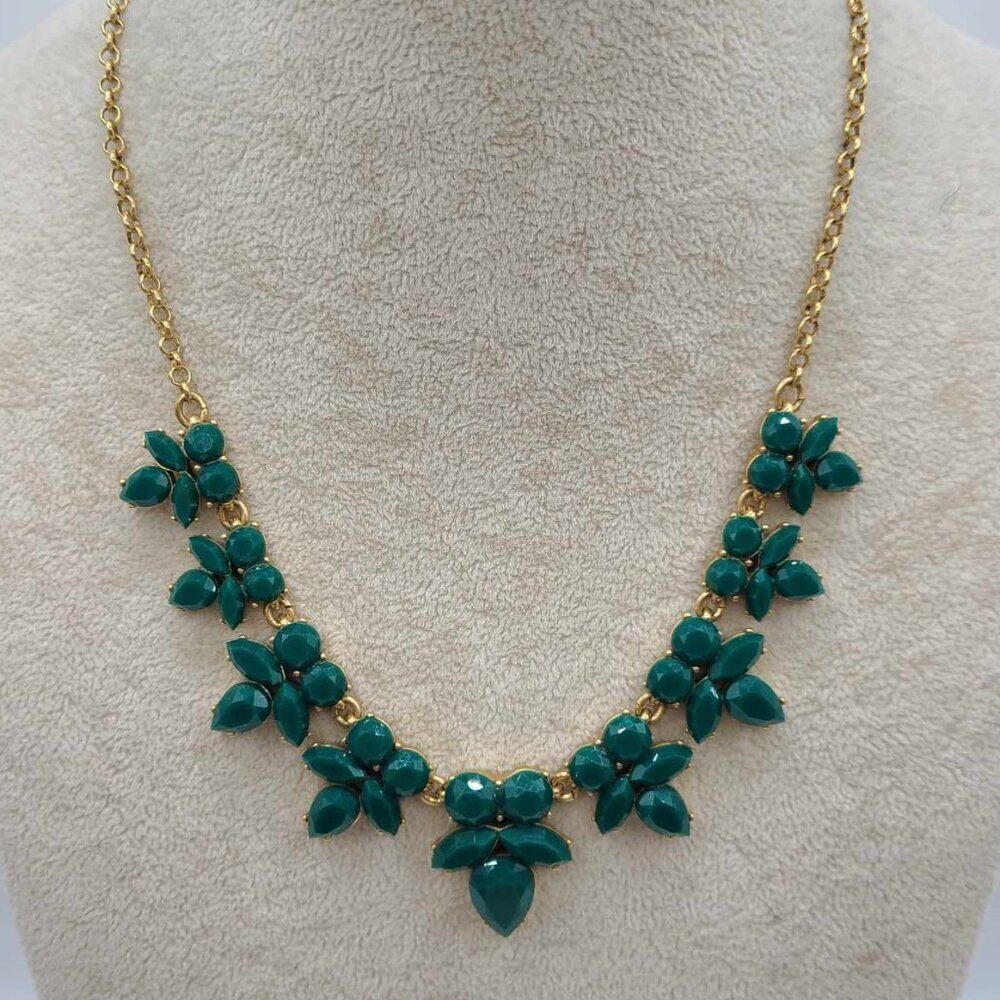 J Crew Green Resin Gold Tone Necklace NWOT! - Picture 1 of 10